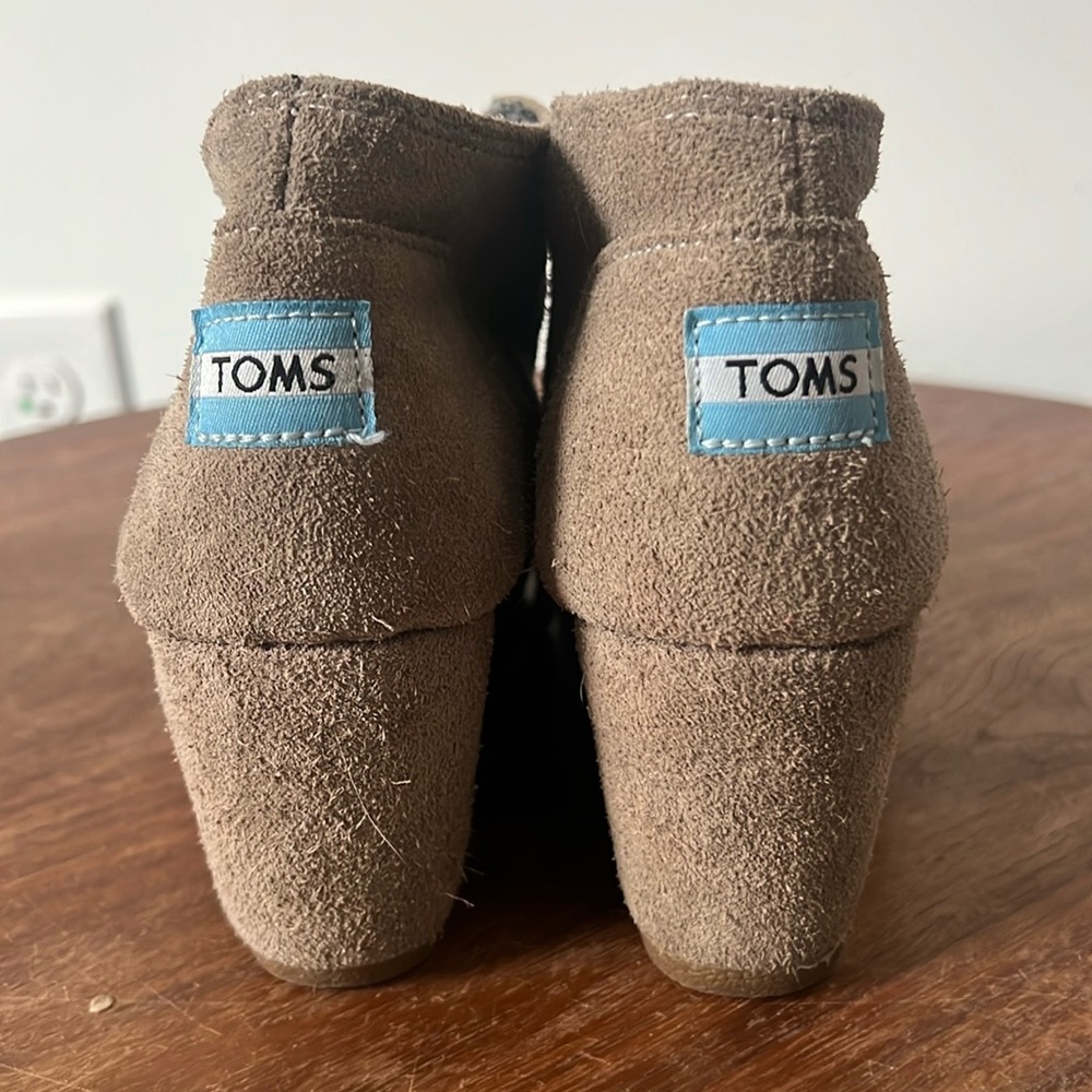 Tom’s Wedges, worn only a few times, they’ve just been sitting in my closet.